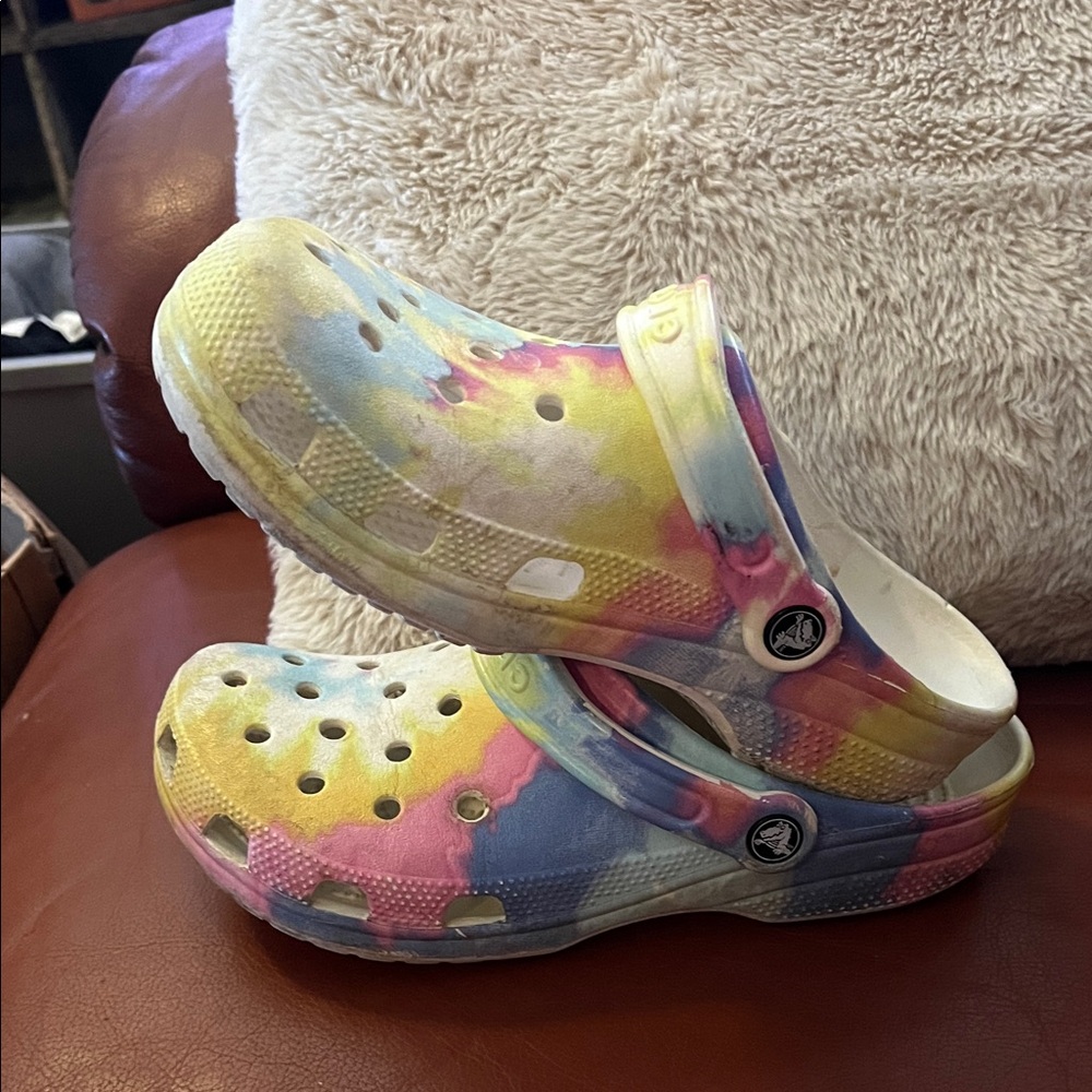 Rainbow Crocs - Picture 6 of 6